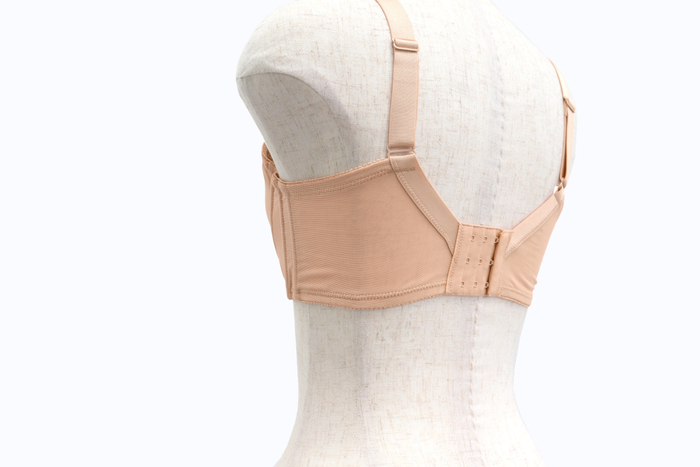 メッシュ素材で通気性◎