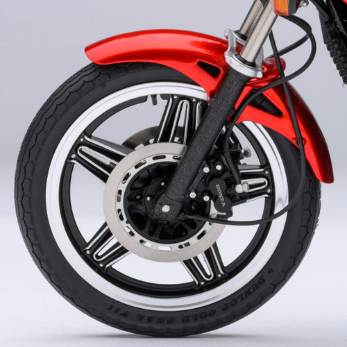 AUTOart 1/12スケール ホンダ CB750F 「バリバリ伝説」 (「巨摩 郡」 ヘルメット付属)