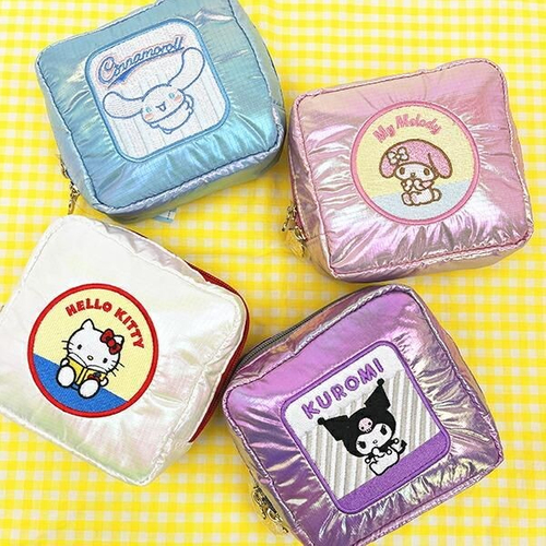 サンリオスクエアポーチ