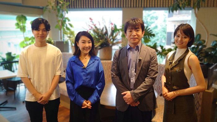 番組の出演者(左から・小川涼太郎さん・谷本有香さん・濱口優さん・小林涼子さん)