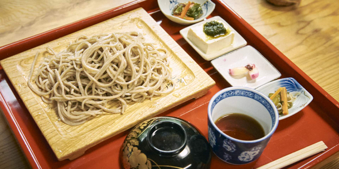 体験の例：塩で食うのが一番美味い。蕎麦の断面が輝く「裁ちそば」打ち体験