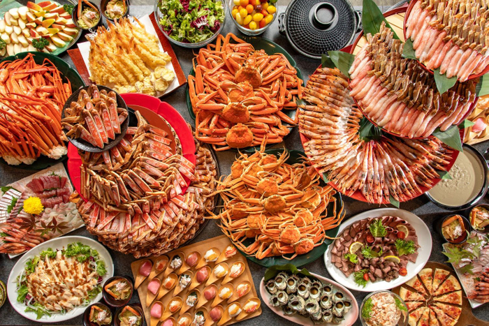 【冬ビュッフェ】佳松苑名物のカニビュッフェをお腹いっぱいご堪能ください。