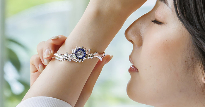 ↑はシルバーのJewel Kiriko 2023SS バングル