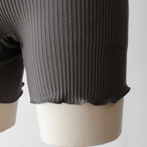 ヘムはメロー仕立て