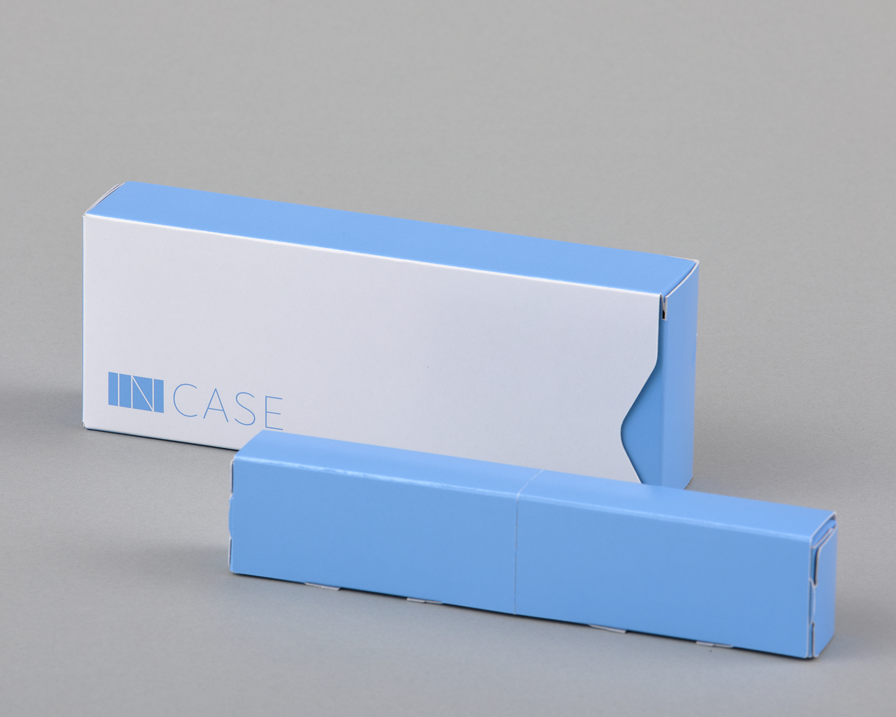 本体ケースと針の収納ケース