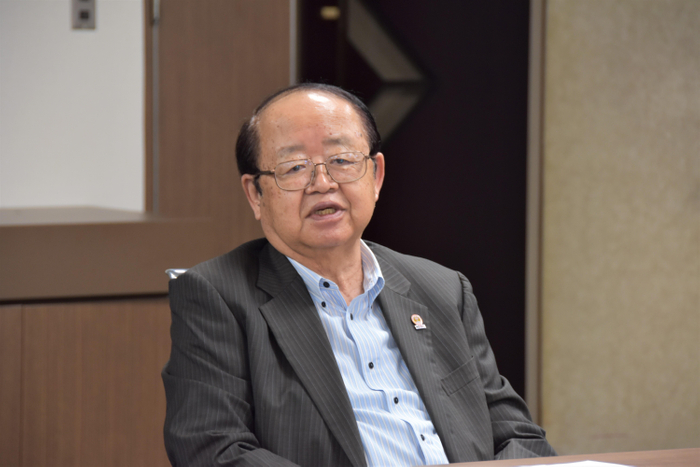 活躍に期待を寄せる立花理事長