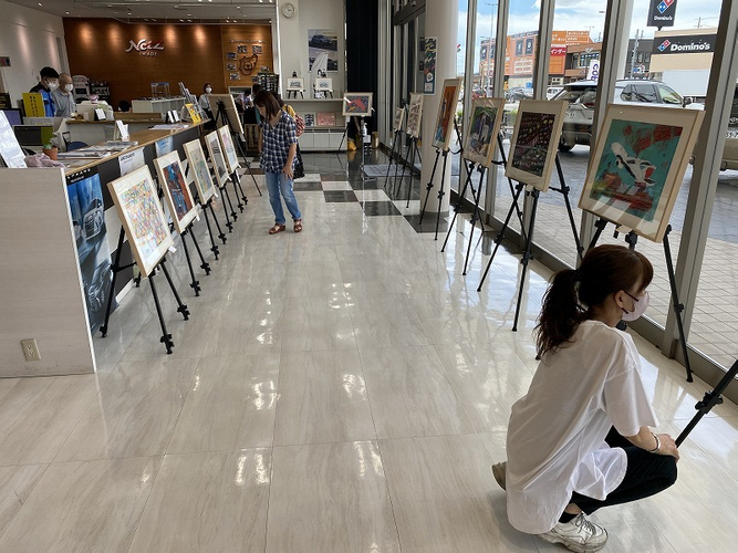 作品展の様子(2)