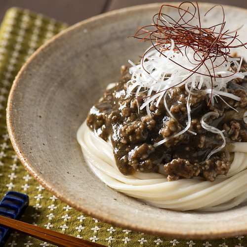 黒胡麻坦々うどん（黒胡麻坦々めんつゆ使用）