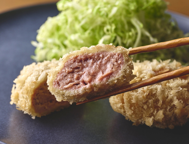 【とんかつひびき】「白メンチかつ」