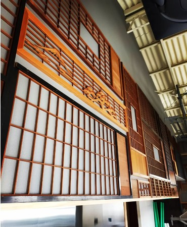 和を感じる内装