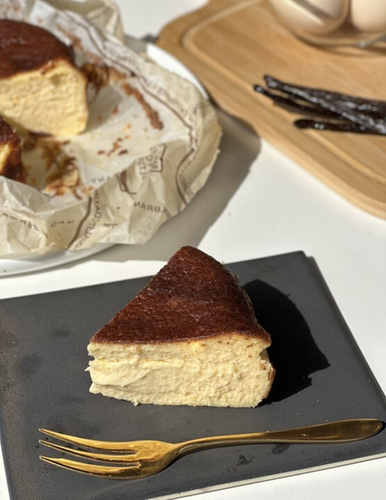 オリジナルバスクチーズケーキ(2)