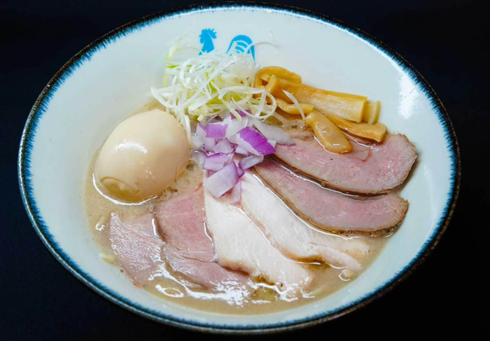 ポルチーニ香る特製鶏白湯塩らーめん