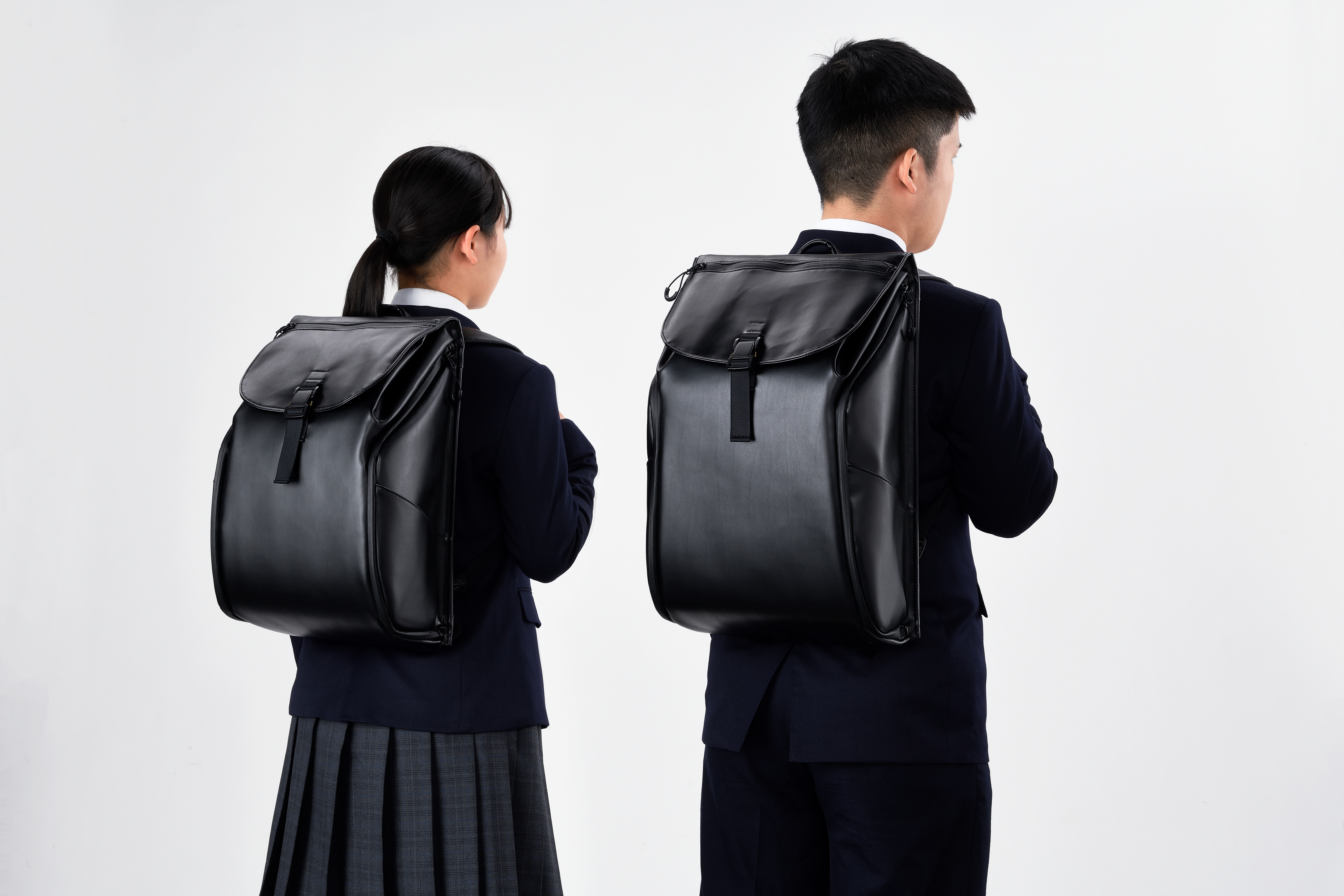 rakuru20L(左)とrakuru25L(右)