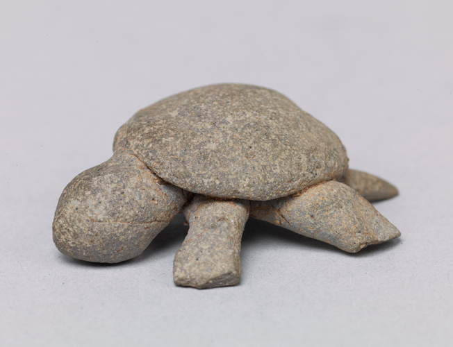 画像8　土偶　亀