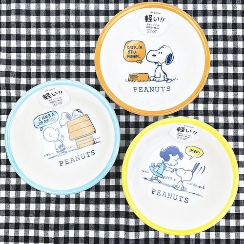 スヌーピーの皿