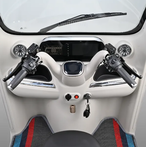 COCOシリーズ　メーターパネル付近