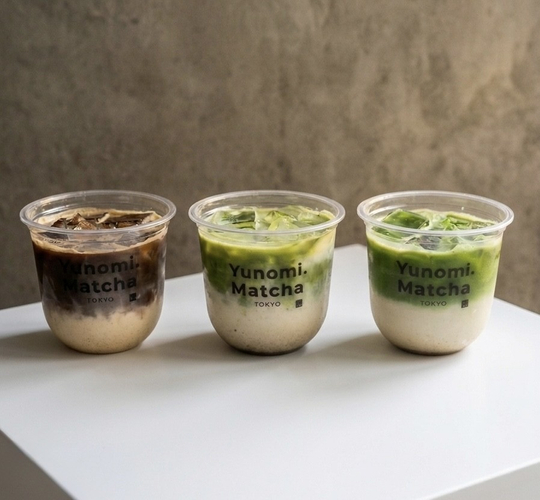 （左から）ソイプロテイン焙じ茶ラテ、ソイプロテイン玄米茶ラテ、ソイプロテイン抹茶ラテ