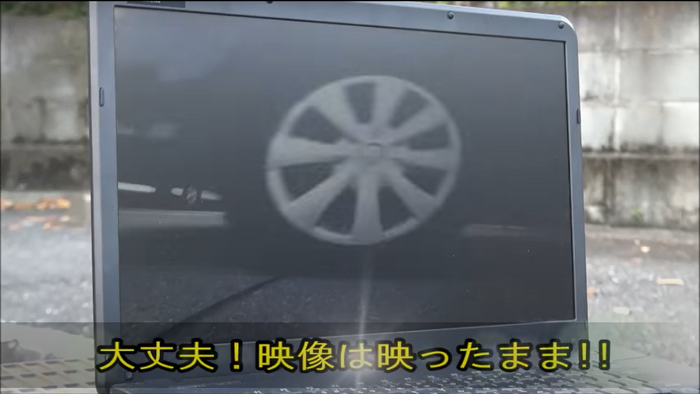 ロバスト光ケーブルを車両で踏む検証