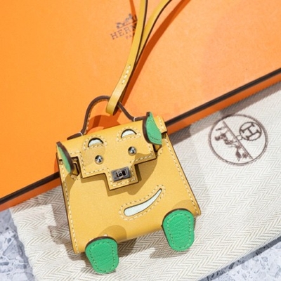 HERMES ケリードールチャーム