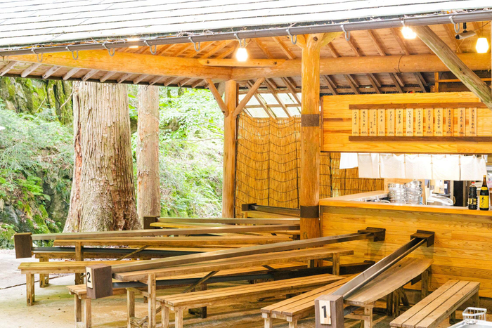 涼水亭内観