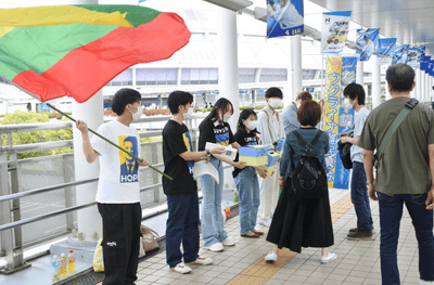 ナゴヤドーム前での街頭募金の一コマ（2022年6月1日）