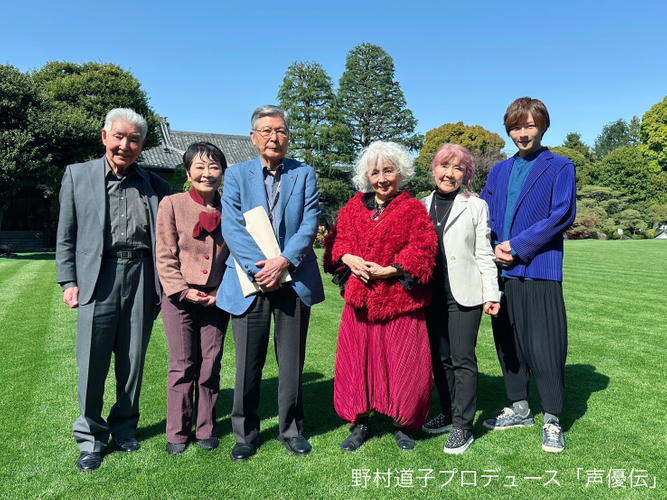 <14時の回出演者>左から佐藤敏夫(⾳響監督)、沢⽥敏⼦、⽻佐間道夫、鈴⽊弘⼦、野村道子(MC)、西尾周祐(ピアノ)