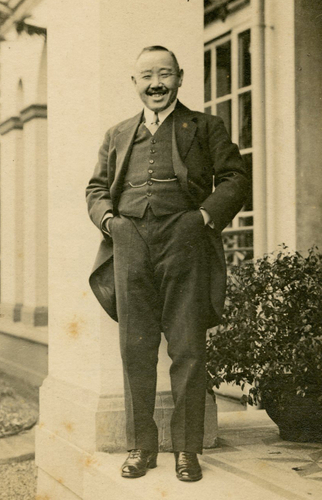 Photo.01 村井吉兵衛の写真 個人蔵