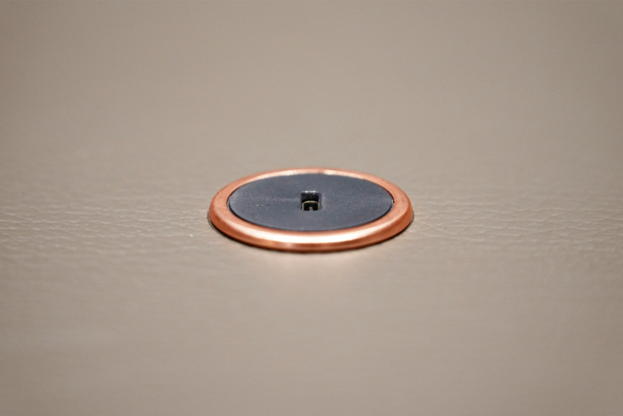 ブラック&times;ブラウン