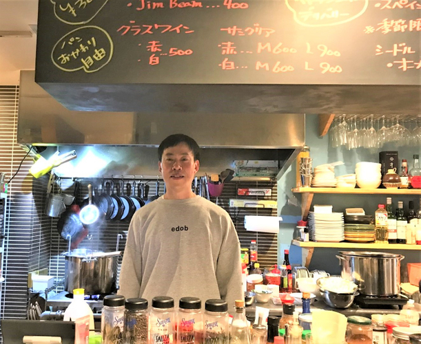 店主のユさん