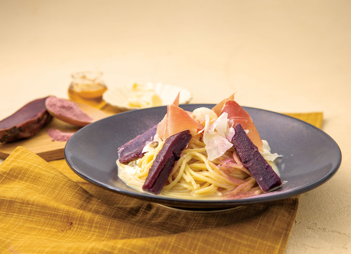 茨城産ふくむらさきのクリームパスタ　はちみつバターのせ