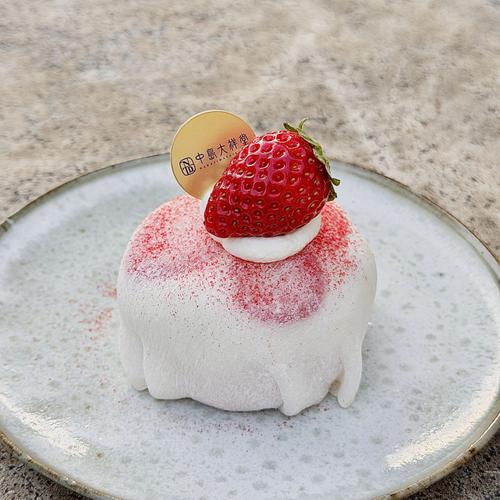 丹波産いちごのもち包み／丹波本店限定