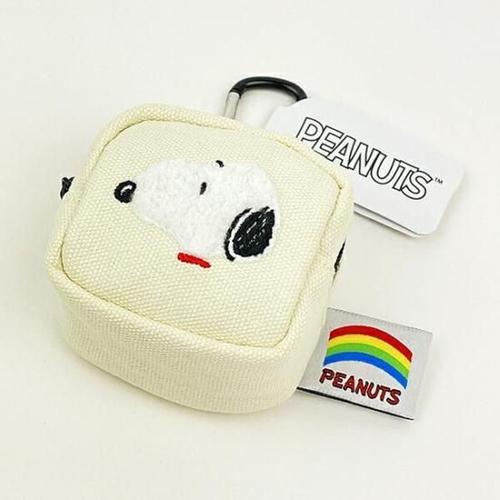 スヌーピーのポーチ