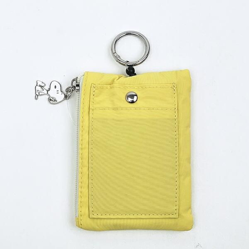 スヌーピーのパスポーチ