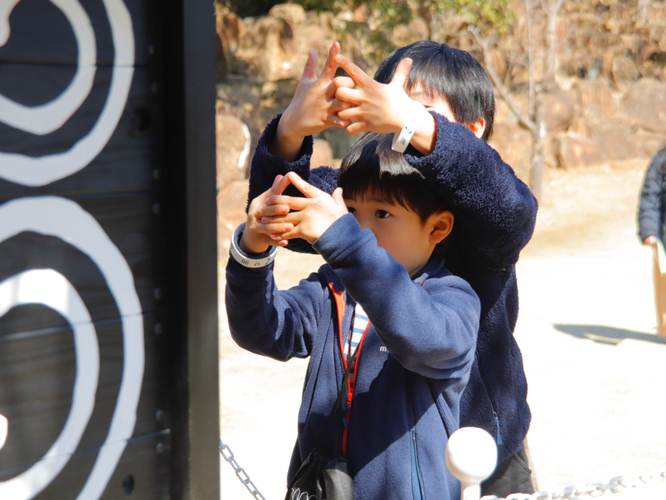 ▲正しい&ldquo;印&rdquo;を結んでスタンプを集めよう！