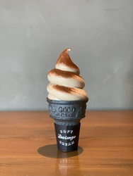 ダイミョウソフトクリームから 「生チョコソフト」と新商品「大名もなか」が登場