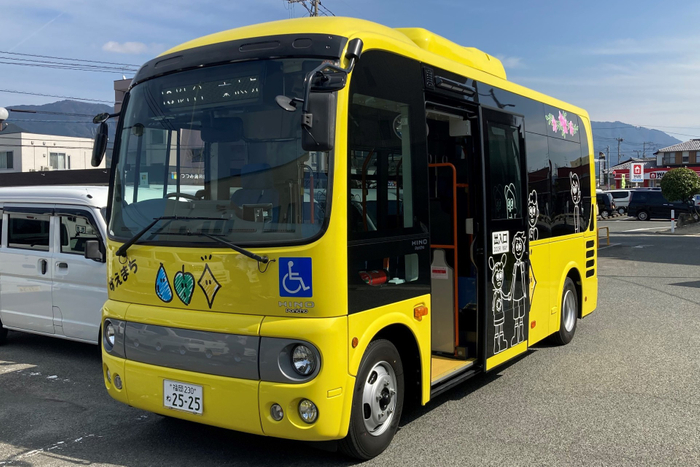 大新東が受託運行する須恵町コミュニティバス （佐谷～東志免線）