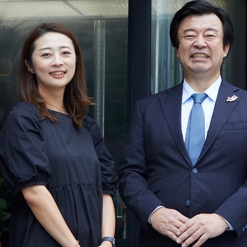 左:東京おでかけプロジェクト 代表 中嶋弓子, 右:ジャパンフラワーグループ株式会社 代表取締役 松村吉章