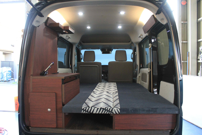 TINY内装ベッド展開(カスタム)