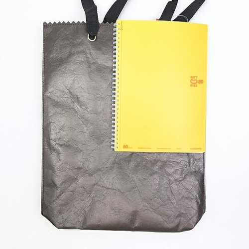 トムジェリのバッグ