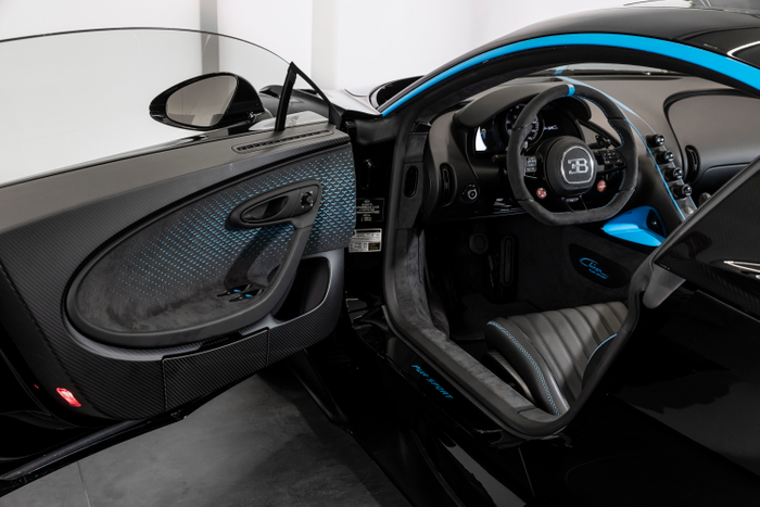 BUGATTI Chiron Pur Sport12