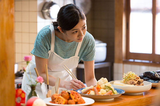 &copy;「居酒屋ぼったくり」製作委員会
