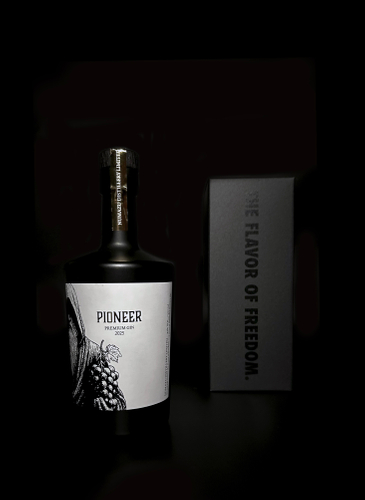 ボトルと化粧箱