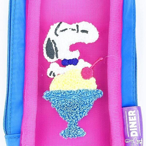 スヌーピーのメッシュケース