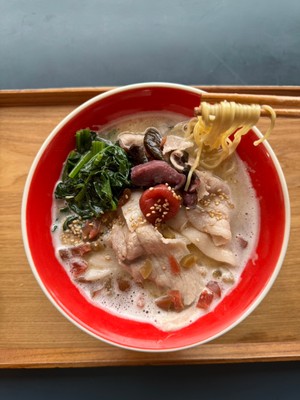 「梅とんラーメン」1,500円