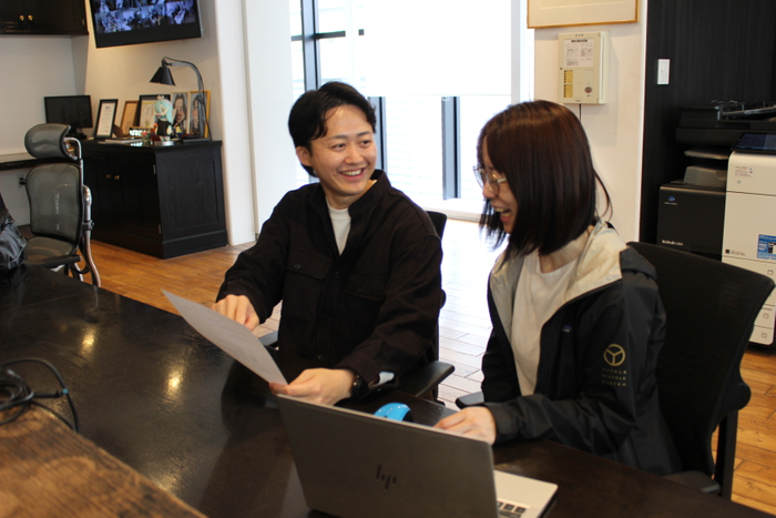 営業事務／業務中の様子