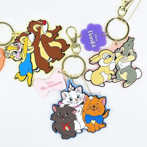 ACCOMMODEコラボマリーグッズ