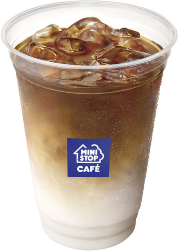 こだわりミルクのアイスカフェラテ（右）　イメージ画像