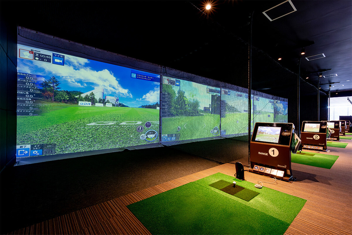 大型スクリーン型ゴルフシミュレーター設備(春日部店)