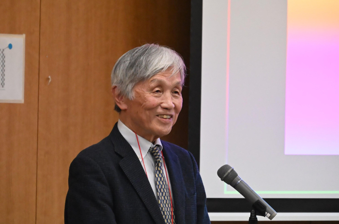 特別講演の講師を務める佐川眞人特任教授