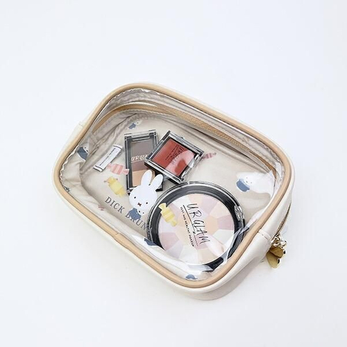 ミッフィーのドルチェシリーズのポーチ